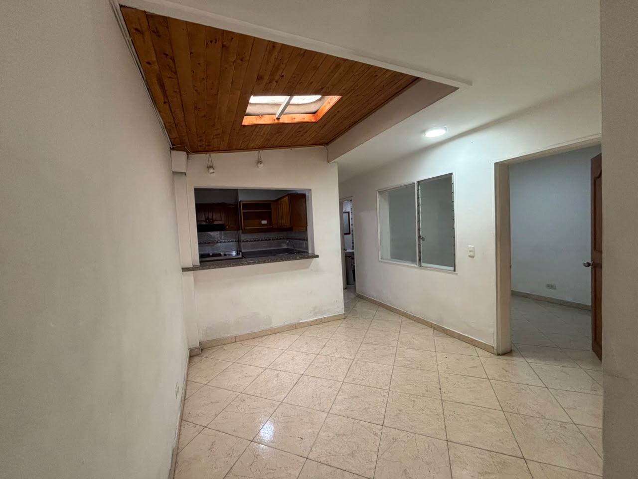 Apartamento en Arrendamiento en Los Alpes, Medellín